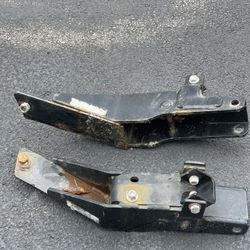 Western plow frames truckside