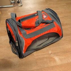 Pet Carry-on Travel Bag.