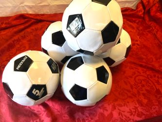 5- New Size 5 Soccer Balls Official Size and Weight