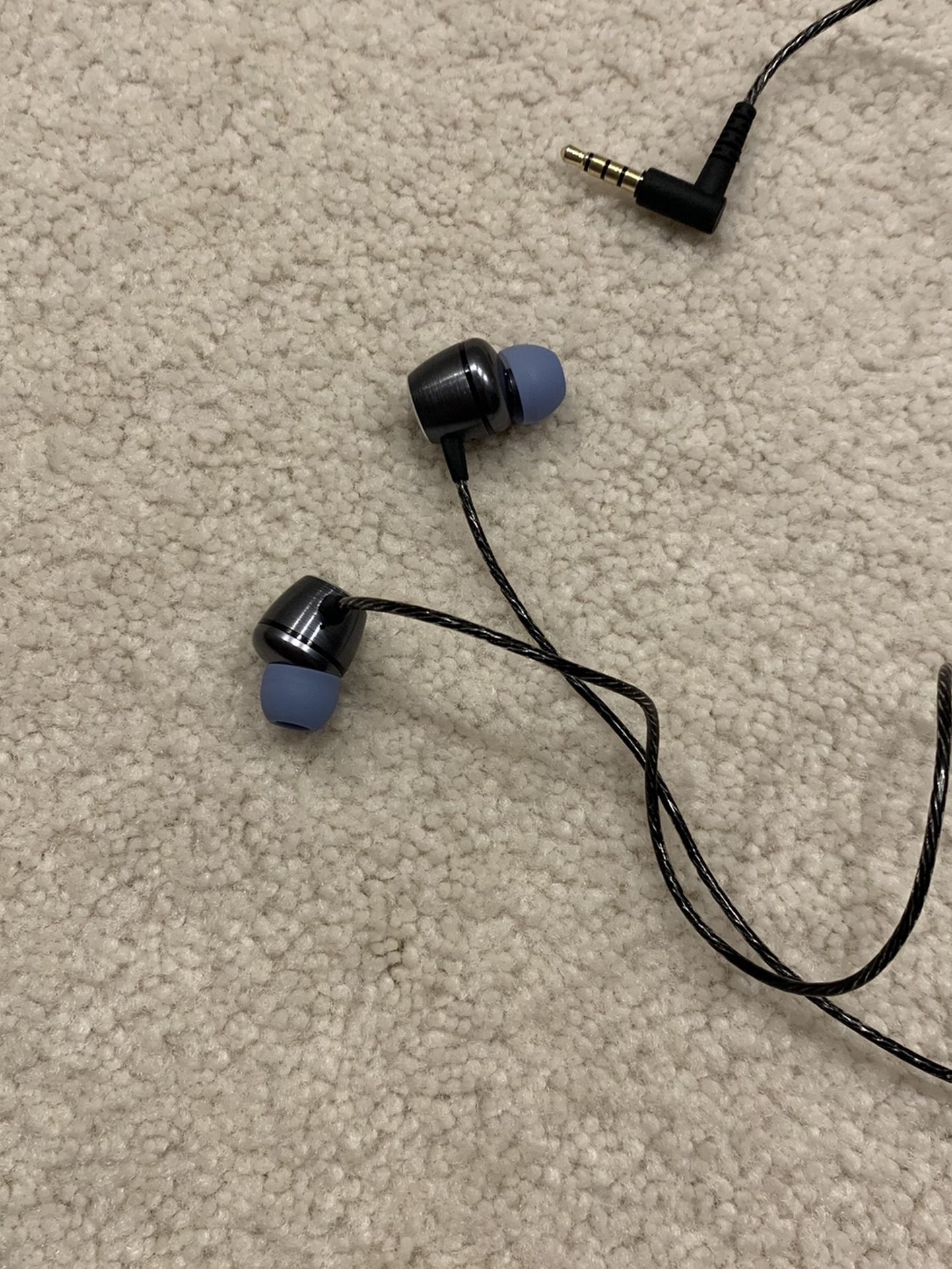 Rosewill Earbuds