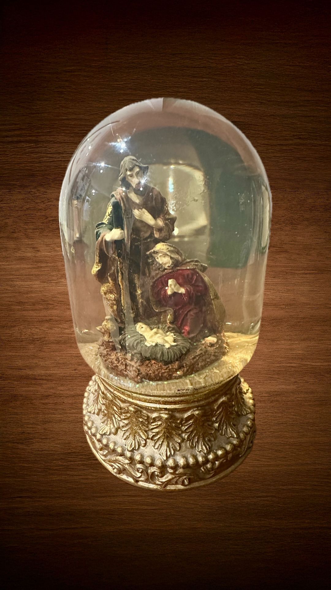 St. Nicholas  Square musical Snow Globe Collectible. “Joy Of The World” No Box. 