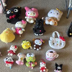 Sanrio Hello Kitty Plushies And Bags 