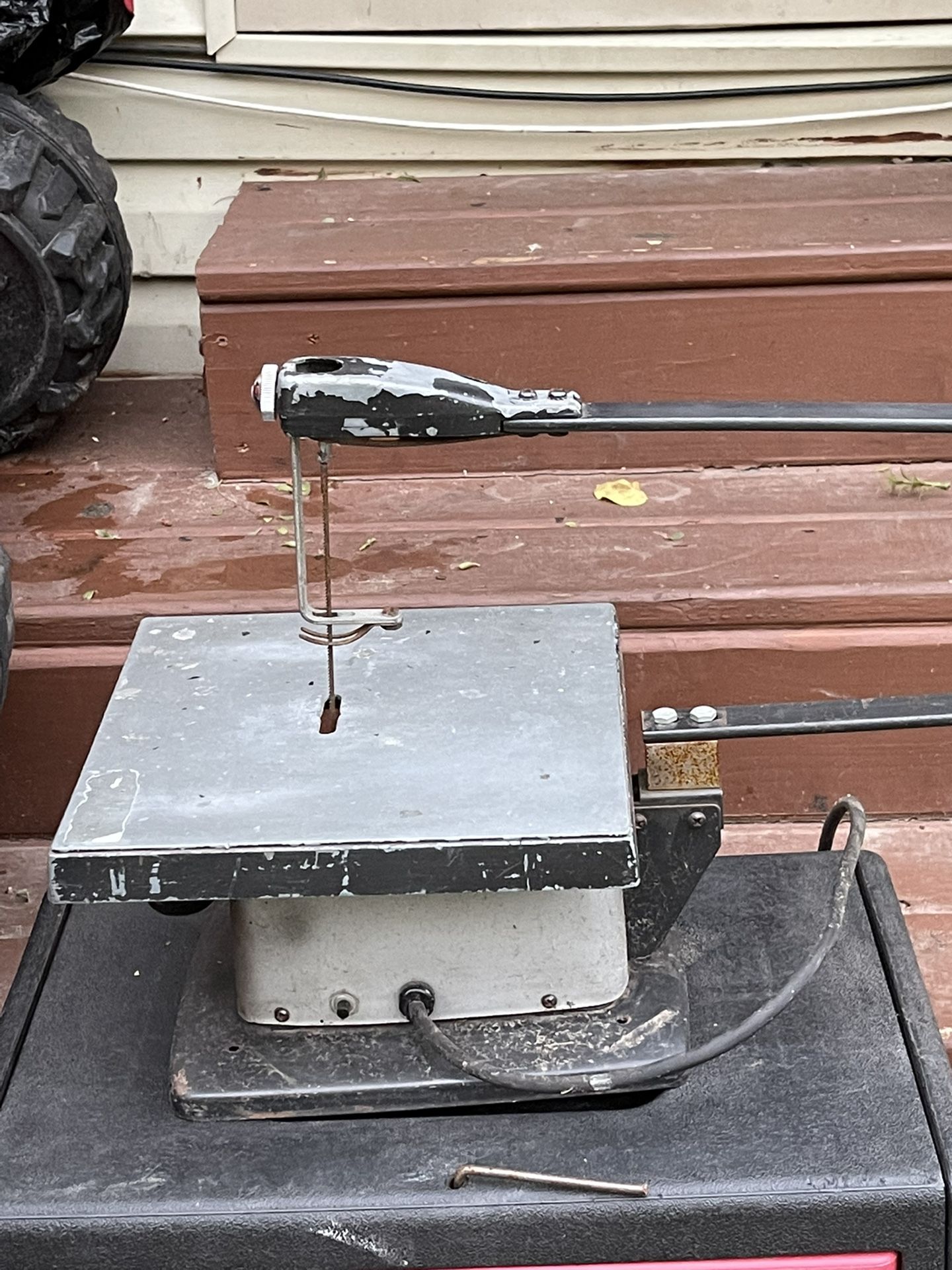 Tool Saw machine