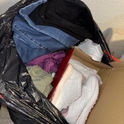 Bolsa De Ropa/ Bag Of Clothes 