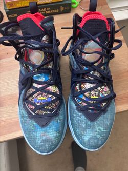 Nike LeBron 19  Basketball Shoes