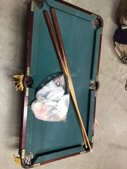 Table top miniature pool table 22” x 36 “ on 5” legs