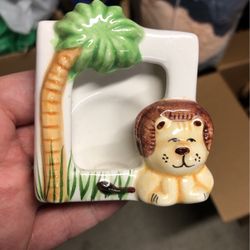 Small Lion 🦁 Picture Frame