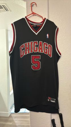 Chicago Bulls jersey Rose