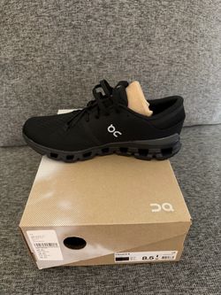 On Cloud X 4 Running Shoes Size 8.5