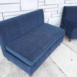 Quality New Condition Modular Sectional Couch Couches 4ft Love Seat   Deep Blue Cenille