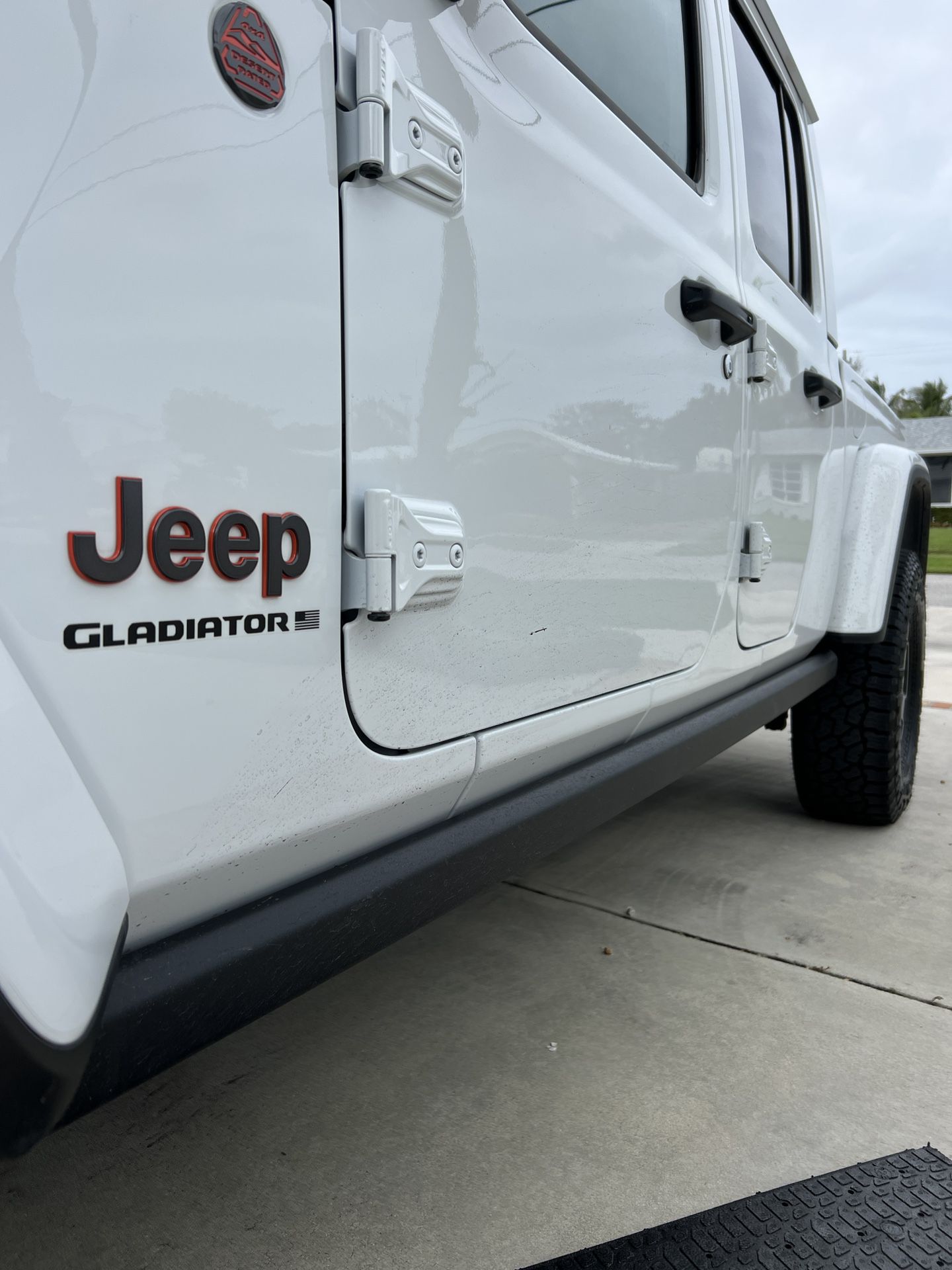 Jeep Gladiator 2020-2024 Rock Side Guards OEM