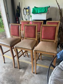 6 bar chairs mint condition