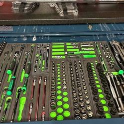 72 in snap on tool box with tools