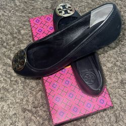 Tory Burch Gold Toe Flats