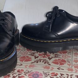 Dr Martens Size 8