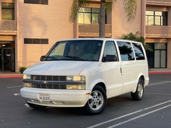 2003 Chevrolet Astro Van