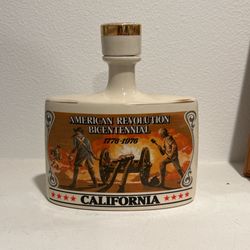 The Early Times Distillery Co. American Revolution Bicentennial 1976 Decanter