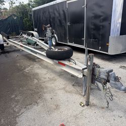 Boat trailer