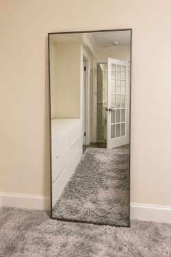 Large Black Full-Length Floor Mirror – Modern Frame
