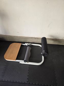 Hip Thrust Machine
