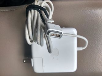 Mac book and Mac book pro 60w charger