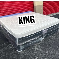 NEW Mattress King Size Plush Pillowtop With Box Spring // Offer  🚚