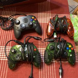 Mad Catz Controllers For The Original Microsoft Xbox 
