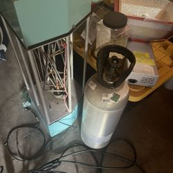 Bio Wave Grown-room Hydroponics 