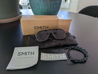 NWT - Smith Optics Truss -  Polarized Chromapop