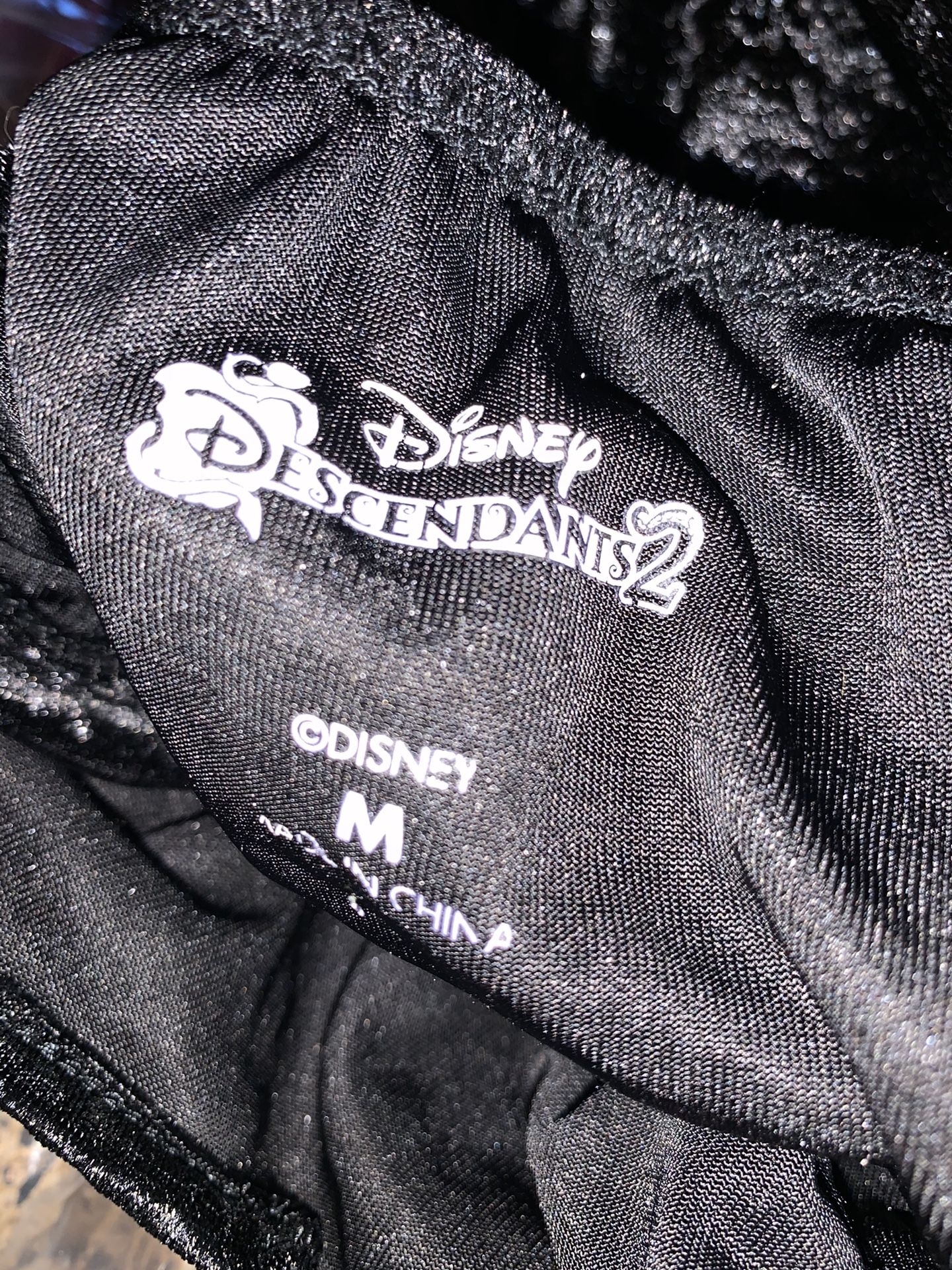 Disney descendants2 witch Halloween costume size medium for girl