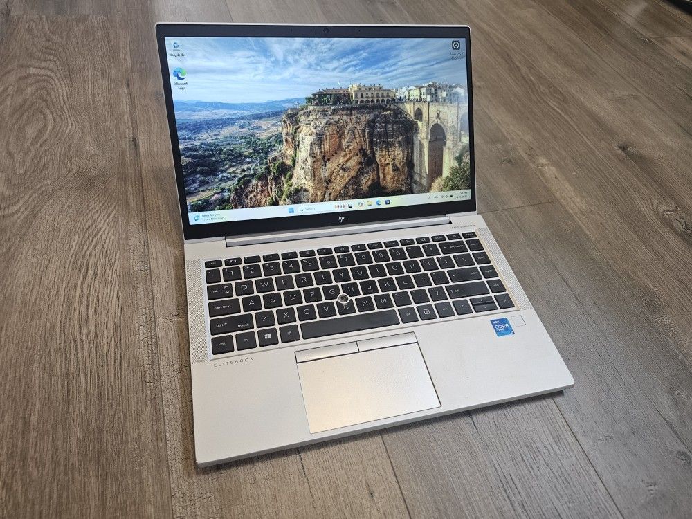 Laptop HP Elitebook 840 G8 Intel Core i5 11th Gen 16gb Ram 256gb Ssd windows 11 pro