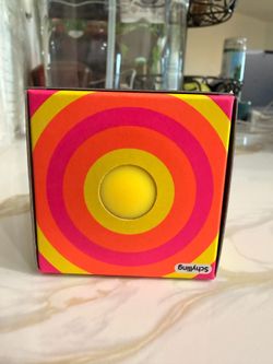 Yellow color changing Needoh authentic