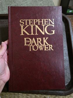 Stephen King- The Dark Tower- The Long Road Home, Hardcover Book