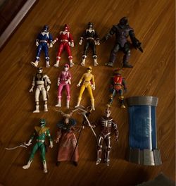Power Rangers Action Figure Lot of 11