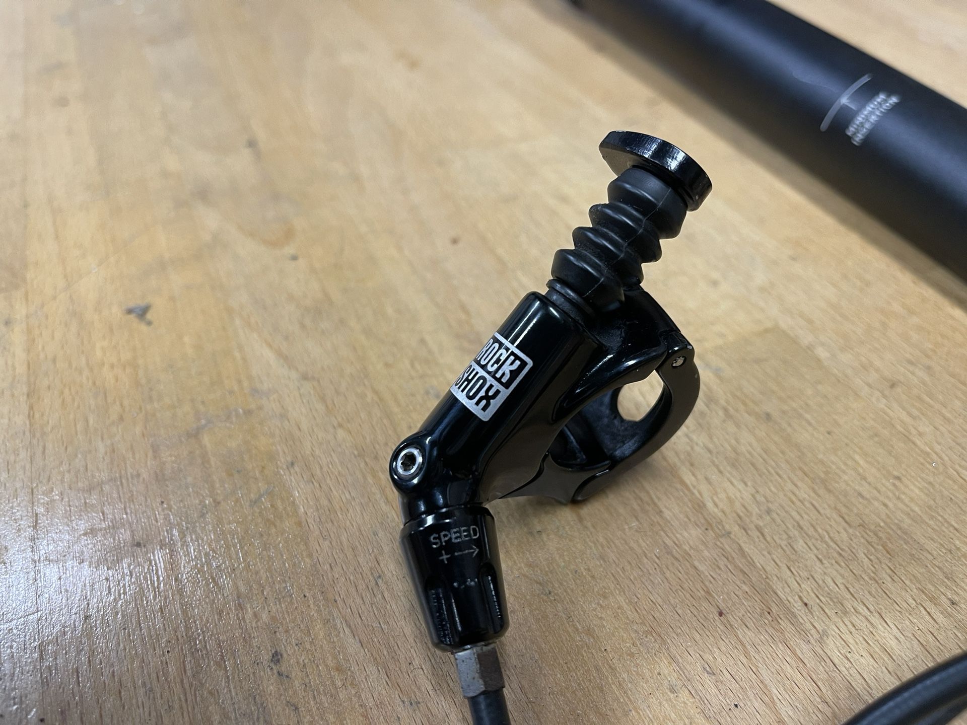 RockShox Reverb Seat Post Dropper 31.8 w/ Trigger for Sale in Long