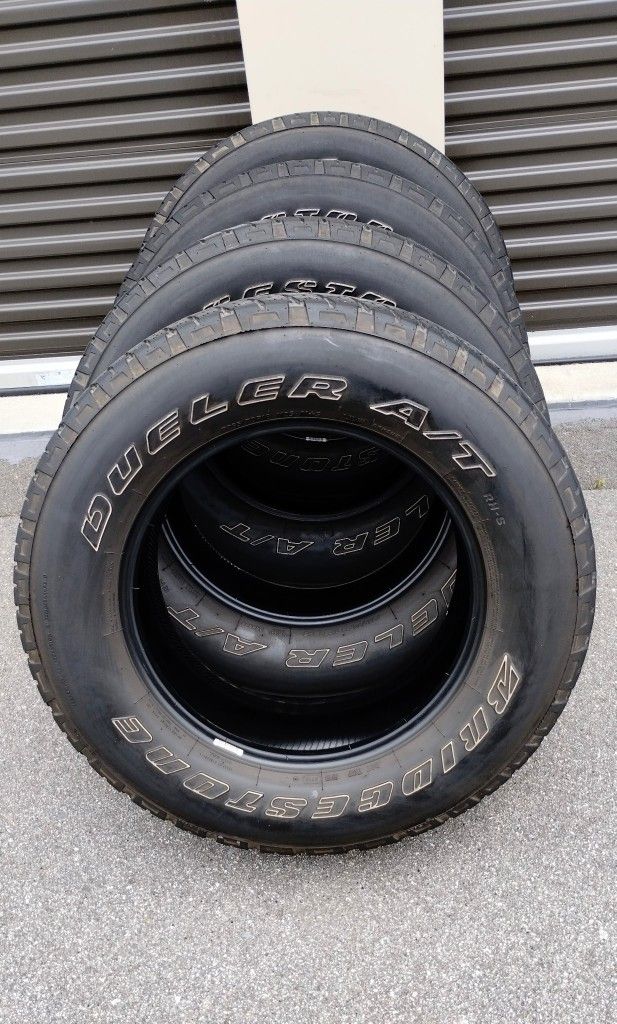 (4) Bridgestone Dueler 255/70/18
