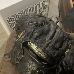 Lefty Catcher Glove