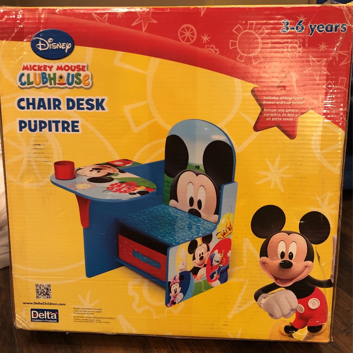Mickey Mouse Desk/chair