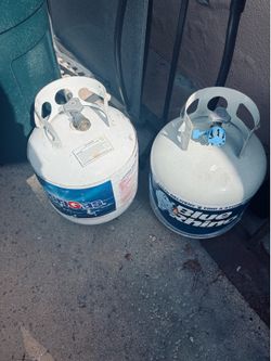 Propane tanks x2