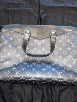 LV Bag For Sale 