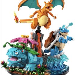 Unopened / New LEGO Pokemon Set: Venusaur, Charizard and Blastoise