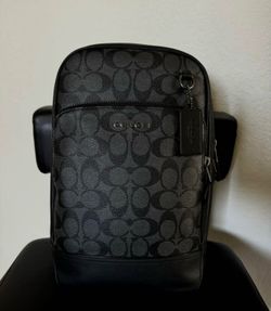 Coach Graham Pack in Signature Canvas