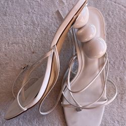 INC Womens Lilliana Faux Leather square toe Ankle Strap in White 