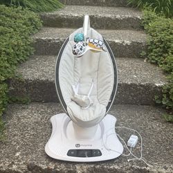 MamaRoo (4moms) multi-motion swing with music(model 1037)
