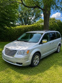 2008 Chrysler Town & Country