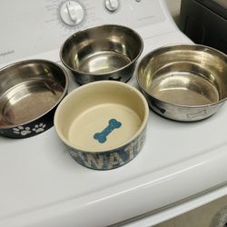 Pet Bowls for your chicken, Rabbits, Chinchillas, Guinea Pigs, Hamsters,Chickens. 