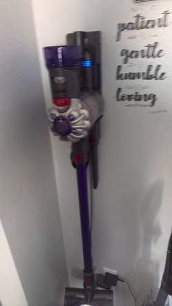 Cordless vacuum