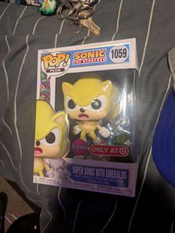 Sonic super with emeralds