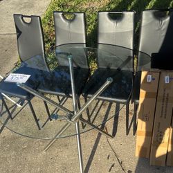 Glass Table + 4 Leather Chair Set