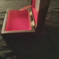 Vintage Asian Mother Of Pearl Jewelry Box